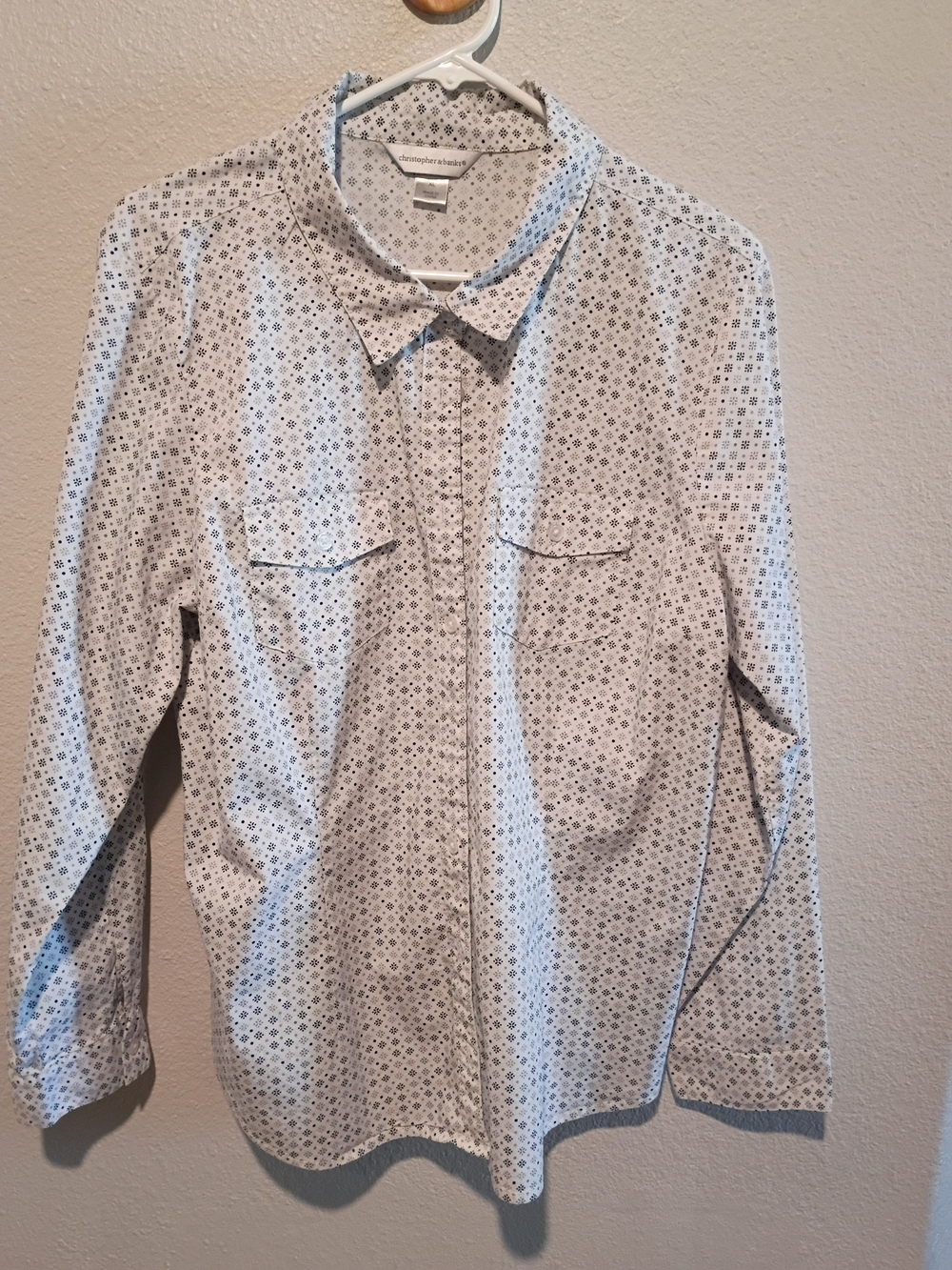 Christopher & Banks Men's Button-Down Long Sleeve Shirt Size XL - Geometric Prin